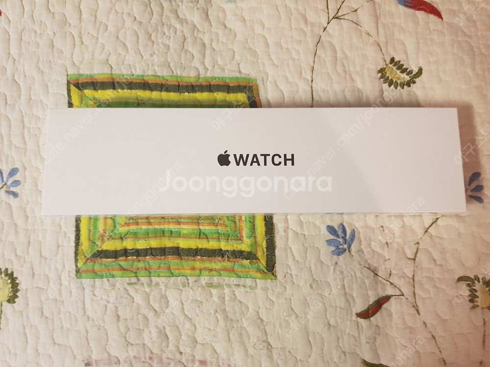 애플워치 SE 40mm 알루미늄 골드 스타라이트 스포츠밴드 미개봉 신품--0